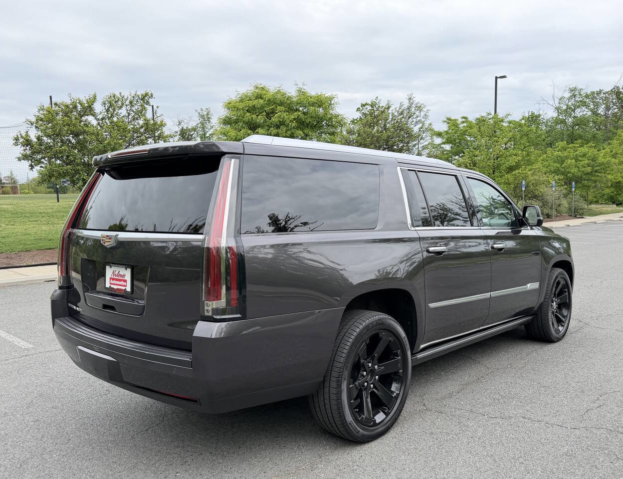 Used 2015 Cadillac Escalade ESV Premium AWD/4WD image 5