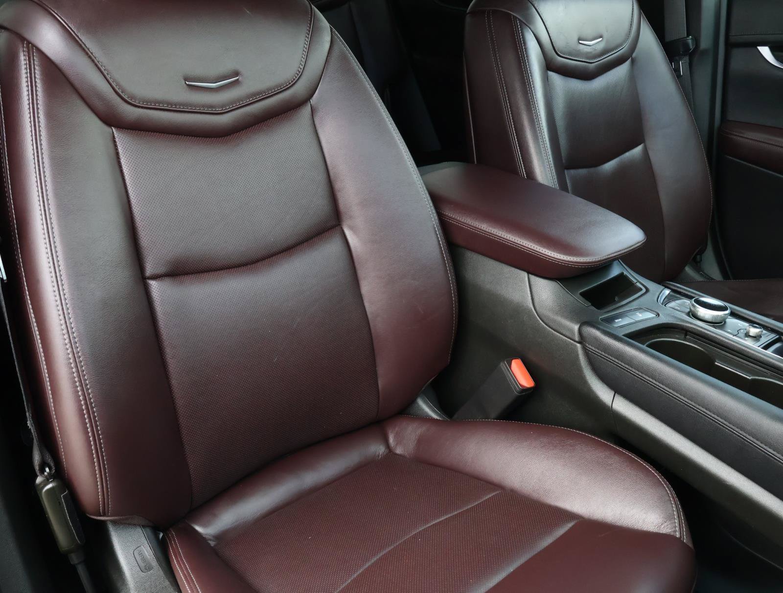 Certified 2024 Cadillac XT6 Premium Luxury AWD/4WD image 21