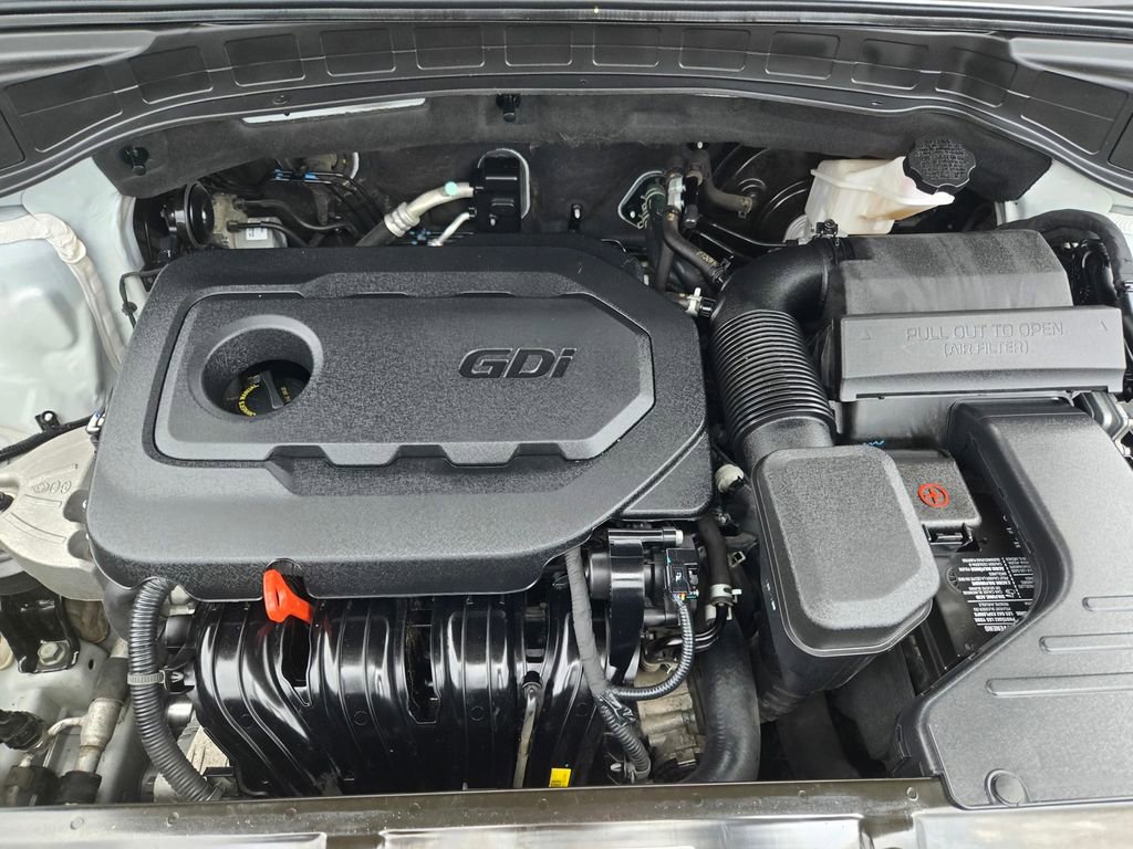 Used 2018 Hyundai Santa Fe Sport image 23