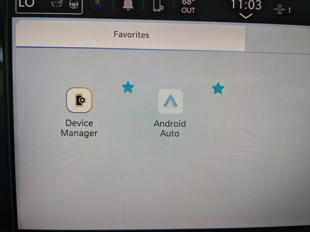 Used 2024 Chrysler Pacifica Touring-L image 35