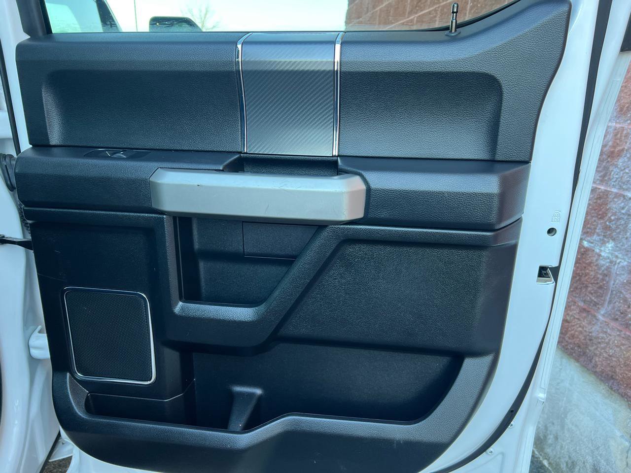 Used 2019 Ford F150 Lariat w/ Equipment Group 502A Luxury image 12