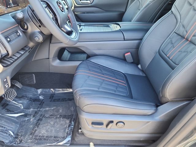 New 2026 Nissan Armada PRO-4X w/ Captain's Chari Seat Package image 7