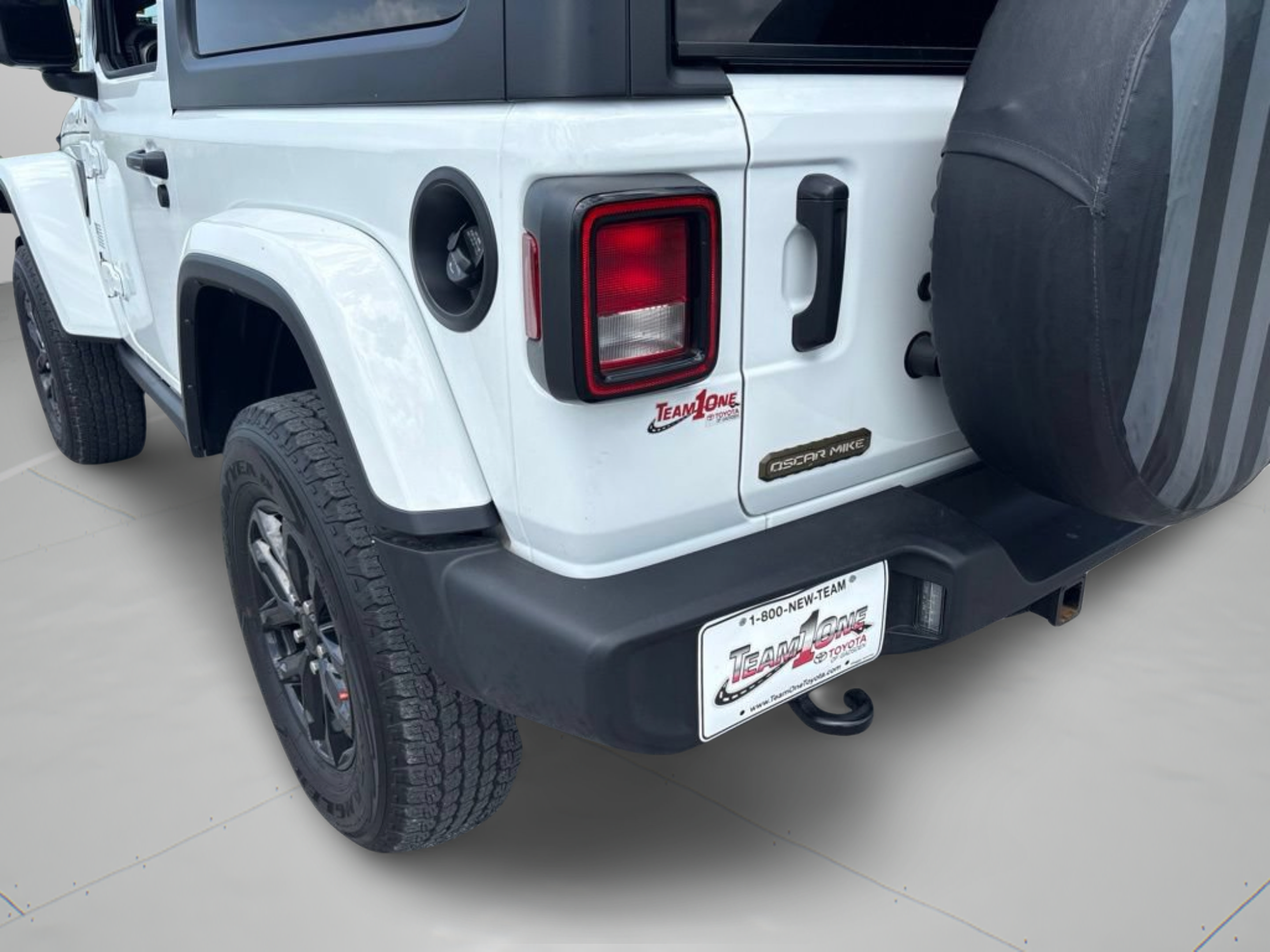 Used 2023 Jeep Wrangler Sport AWD/4WD image 31