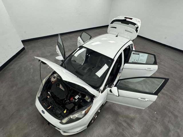 Used 2015 Ford Fiesta ST FWD image 11