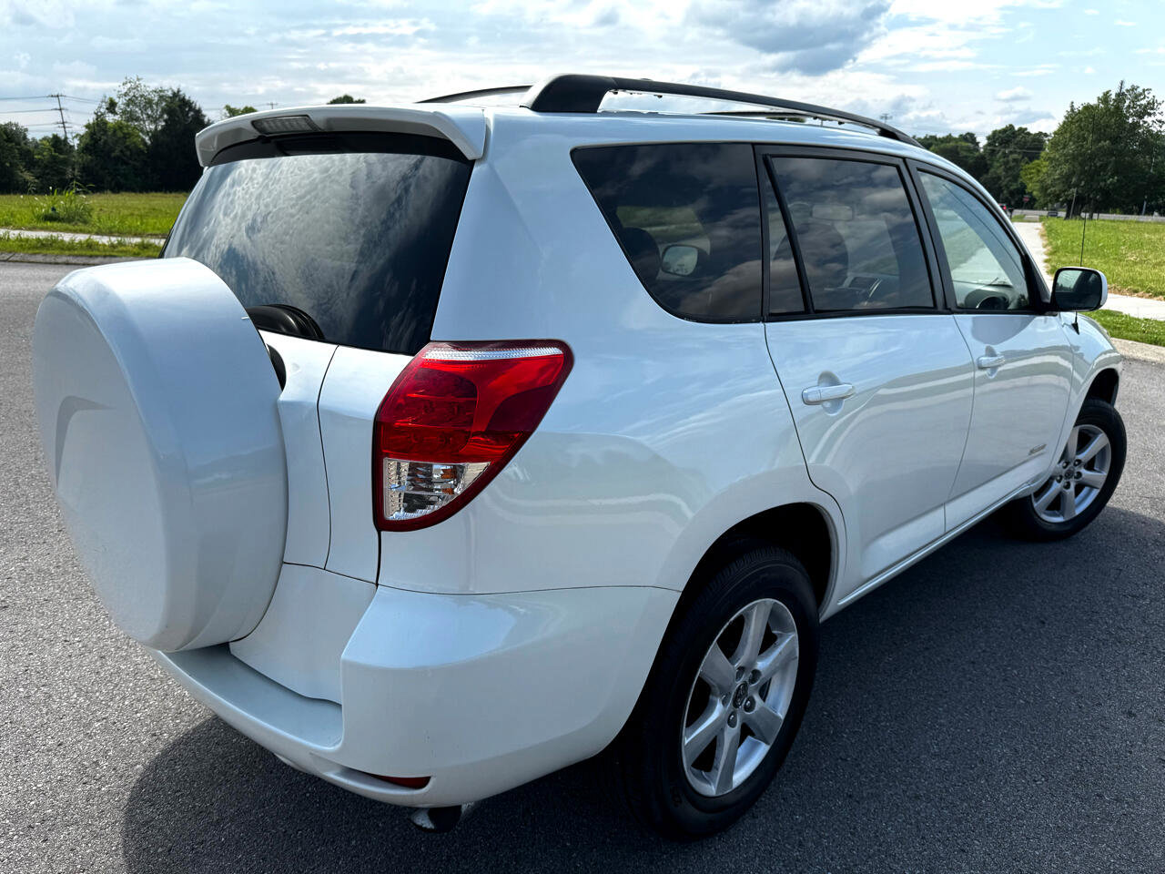 Used 2006 Toyota RAV4 Limited image 5