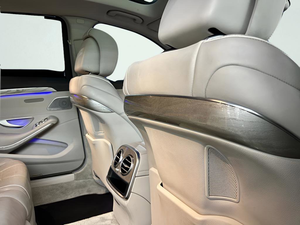 Used 2015 Mercedes-Benz S 550 Sedan image 28
