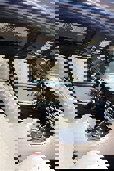 Used 2021 BMW 330e w/ Convenience Package image 38