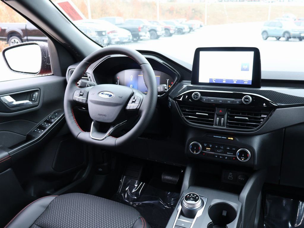 New 2026 Ford Escape ST-Line w/ Cold Weather Package AWD/4WD image 13
