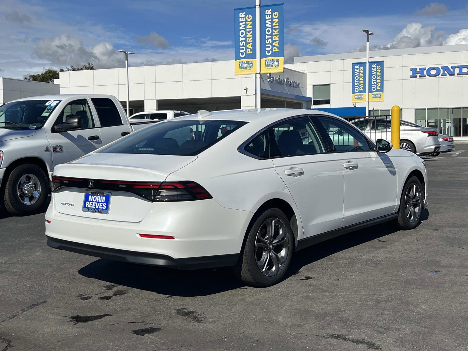 Used 2023 Honda Accord EX image 23