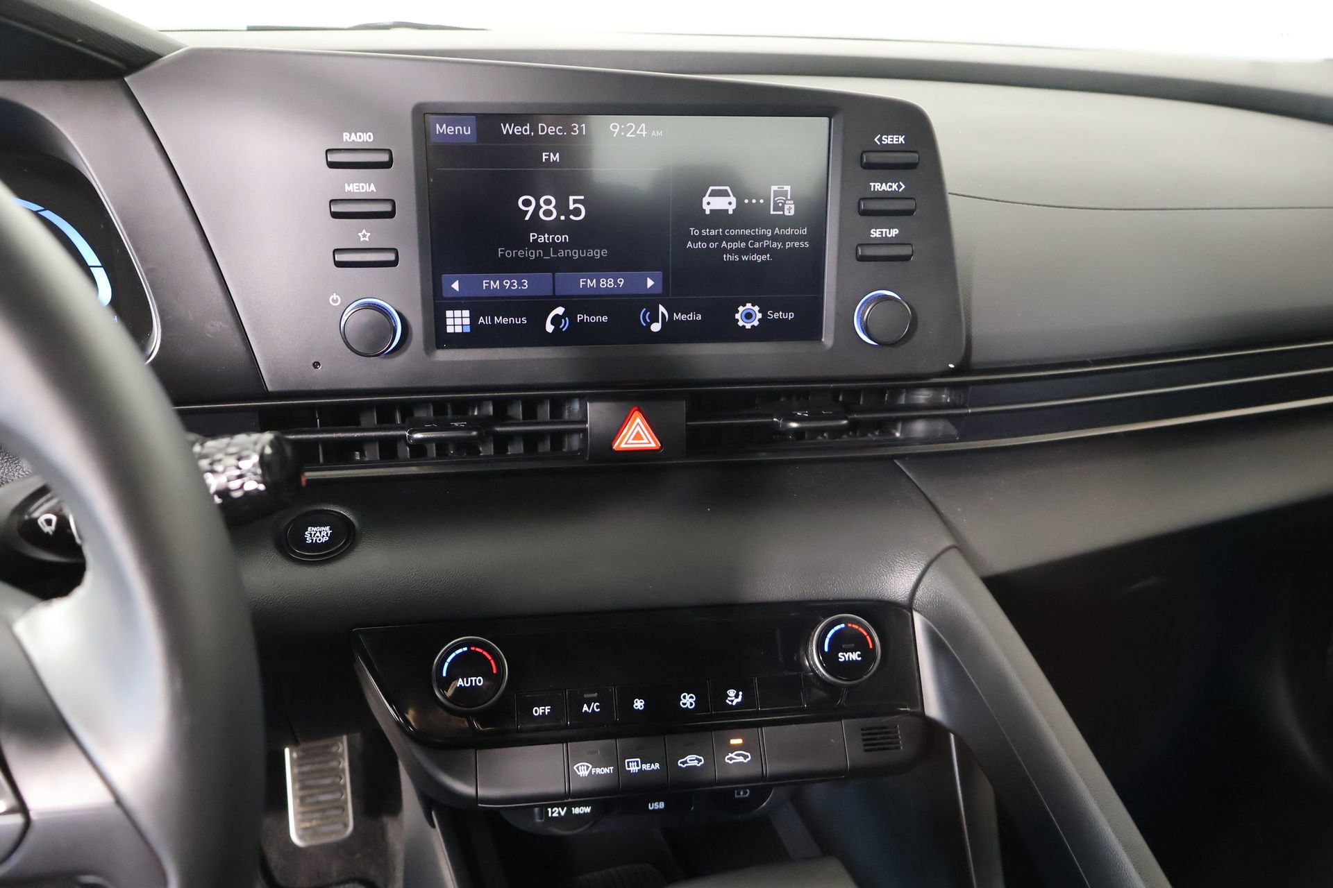 Certified 2025 Hyundai Elantra Sport image 5