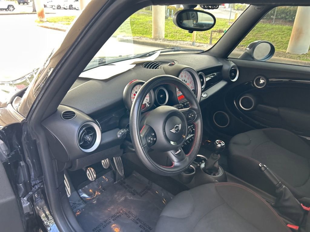 Used 2013 MINI Cooper S image 6