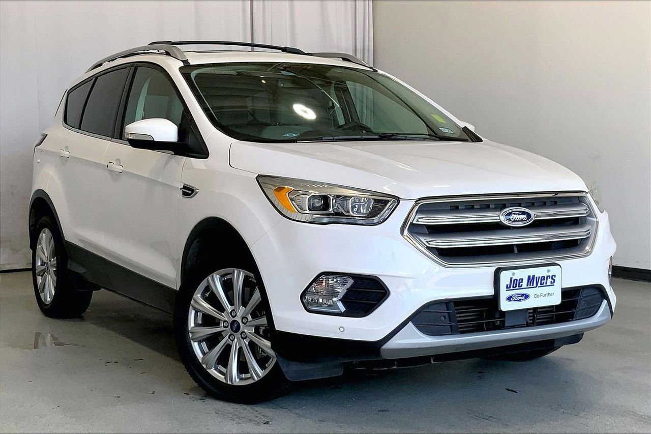 Used 2018 Ford Escape Titanium w/ Ford Safe & Smart Package AWD/4WD video 1