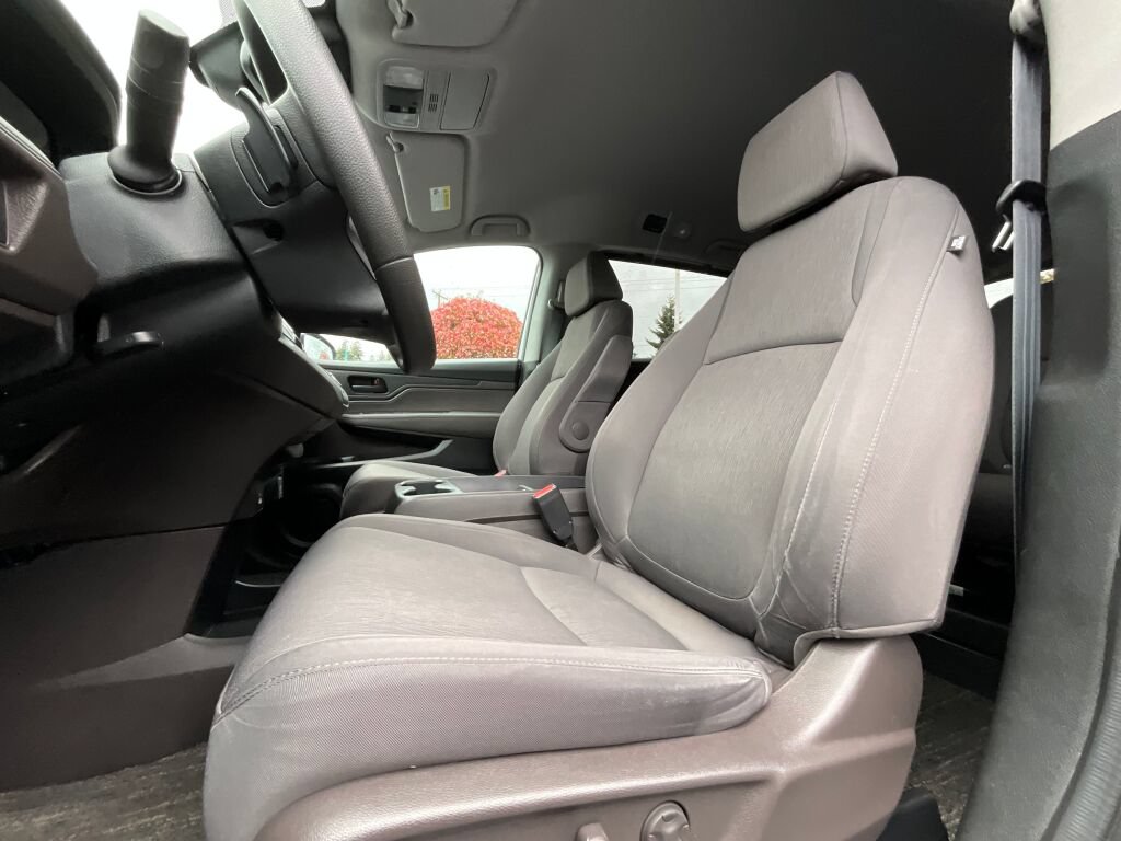 Used 2022 Honda Odyssey EX image 10
