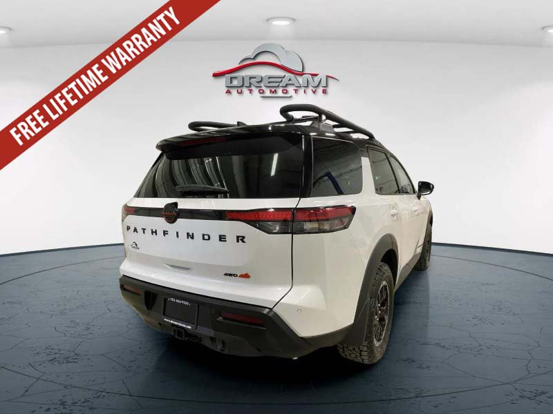 Used 2026 Nissan Pathfinder Rock Creek w/ Rock Creek Premium Package AWD/4WD image 17