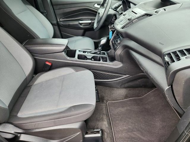 Used 2018 Ford Escape SE w/ Ford Safe & Smart Package image 11