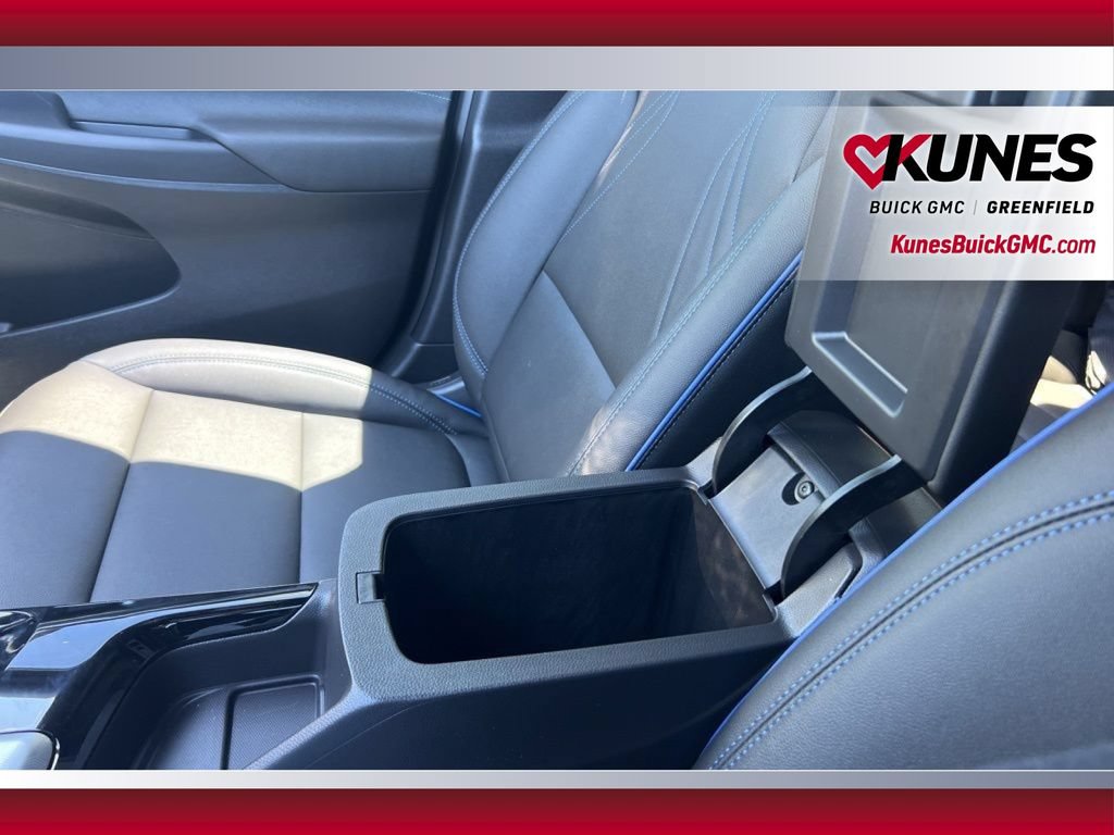 Used 2026 Buick Envista Sport Touring w/ Convenience I Package FWD image 32