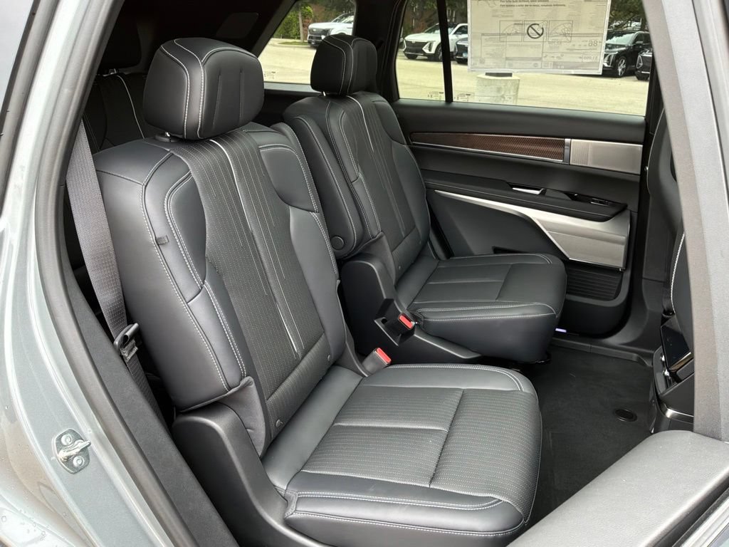 New 2027 Cadillac Vistiq Premium Luxury AWD/4WD image 42