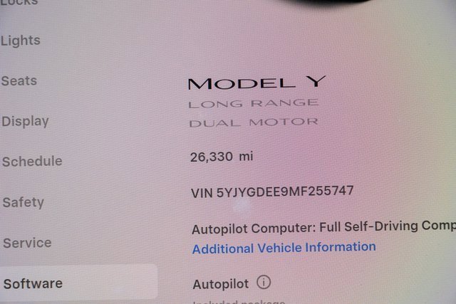 Used 2021 Tesla Model Y Long Range image 34