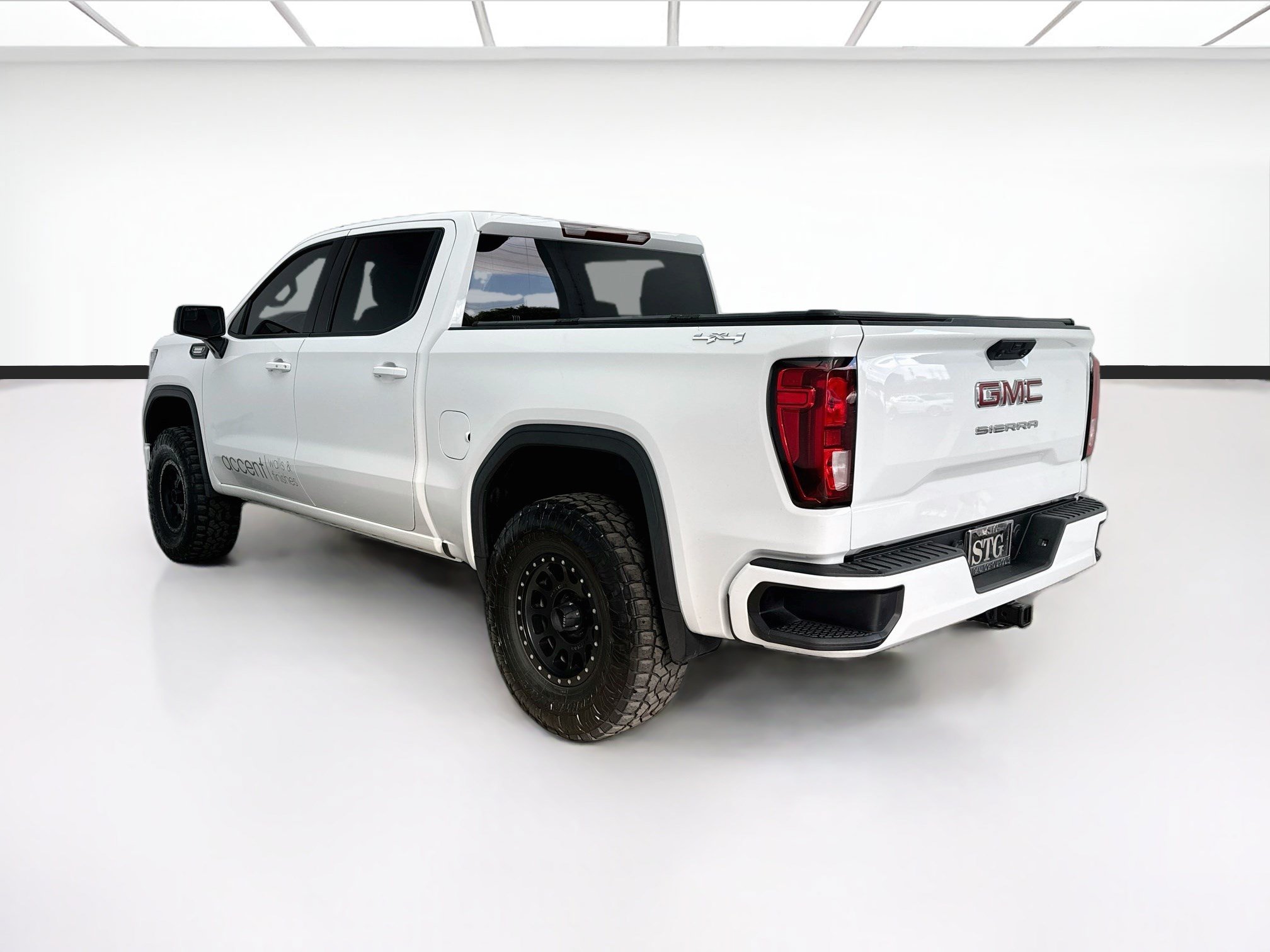 Used 2024 GMC Sierra 1500 Elevation AWD/4WD image 6