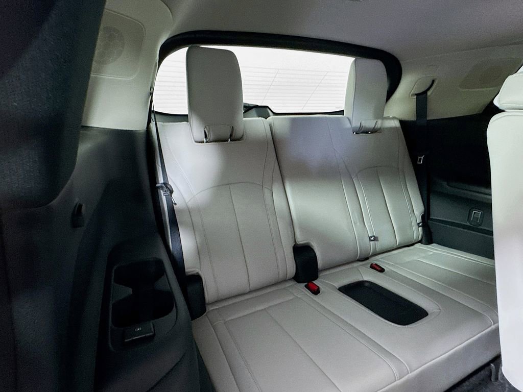 Certified 2026 INFINITI QX60 Luxe w/ Cargo Package AWD/4WD image 36