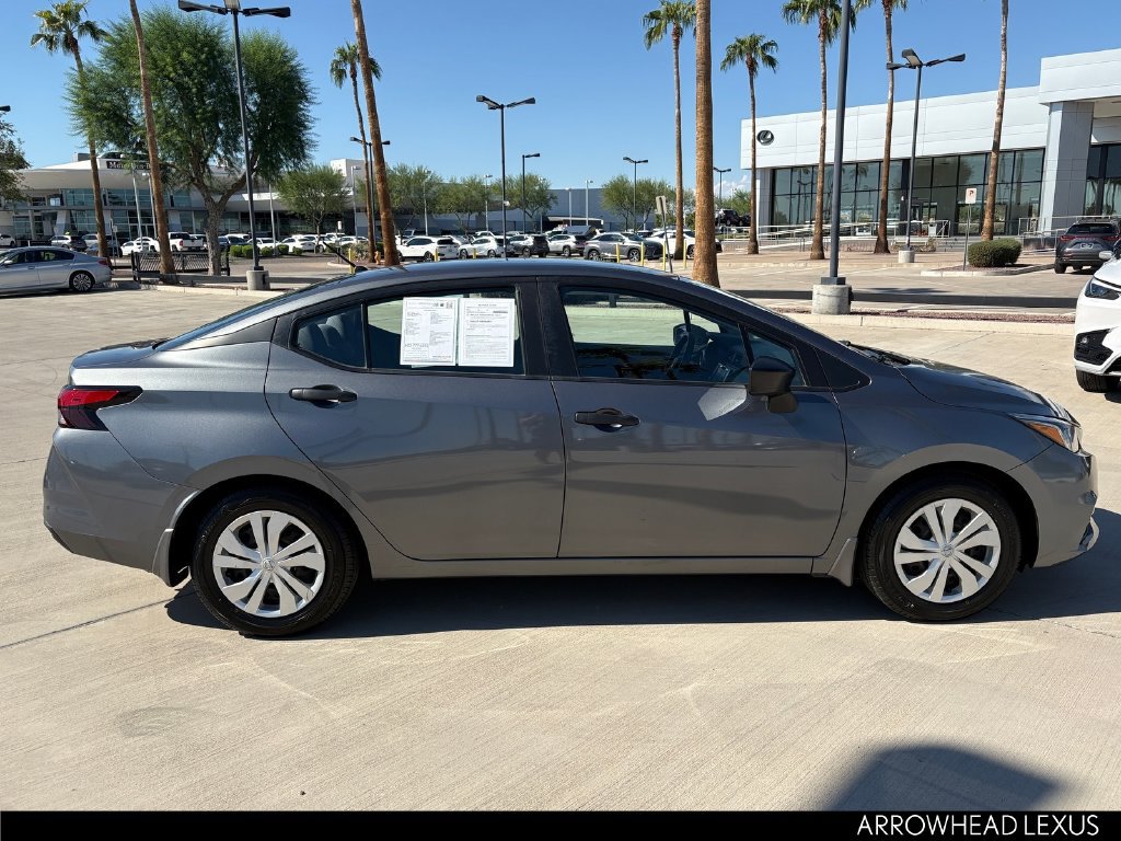 Used 2020 Nissan Versa S FWD image 7