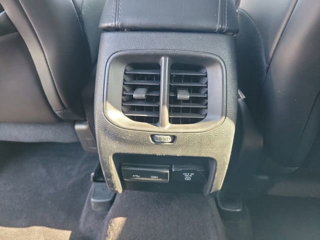 Certified 2019 Jeep Cherokee Limited FWD image 11