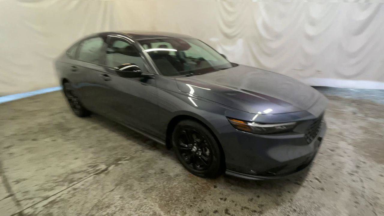 Certified 2025 Honda Accord SE image 2