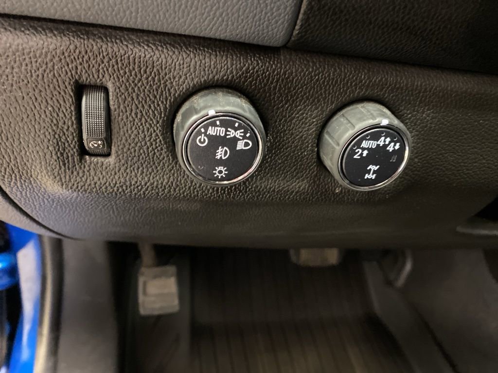 Used 2022 Chevrolet Colorado Z71 w/ Safety Package image 32