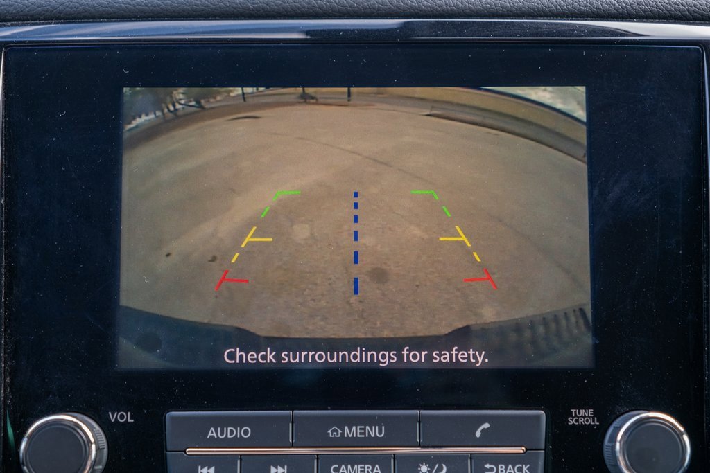 Used 2023 Nissan Titan SV w/ Accessory Utility Package image 20