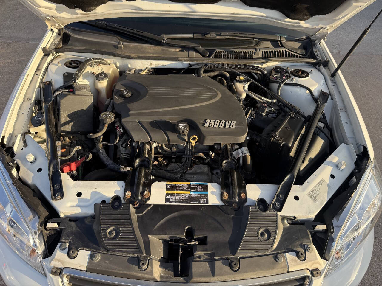 Used 2010 Chevrolet Impala LT FWD image 32