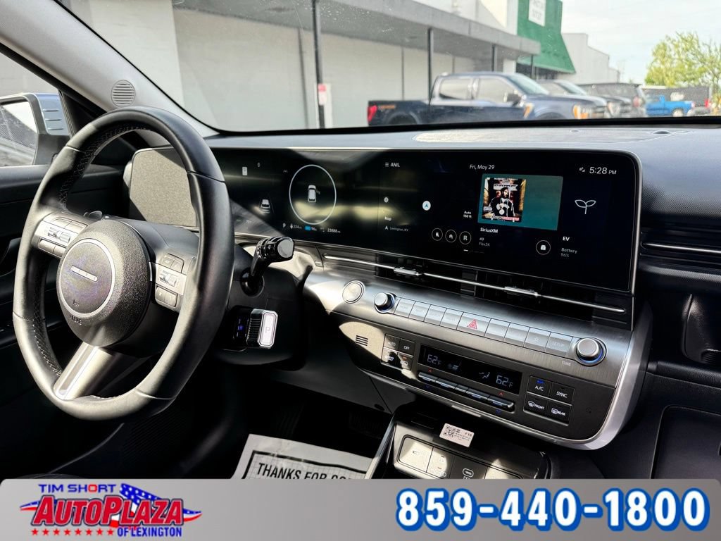 Used 2024 Hyundai Kona SEL FWD image 44