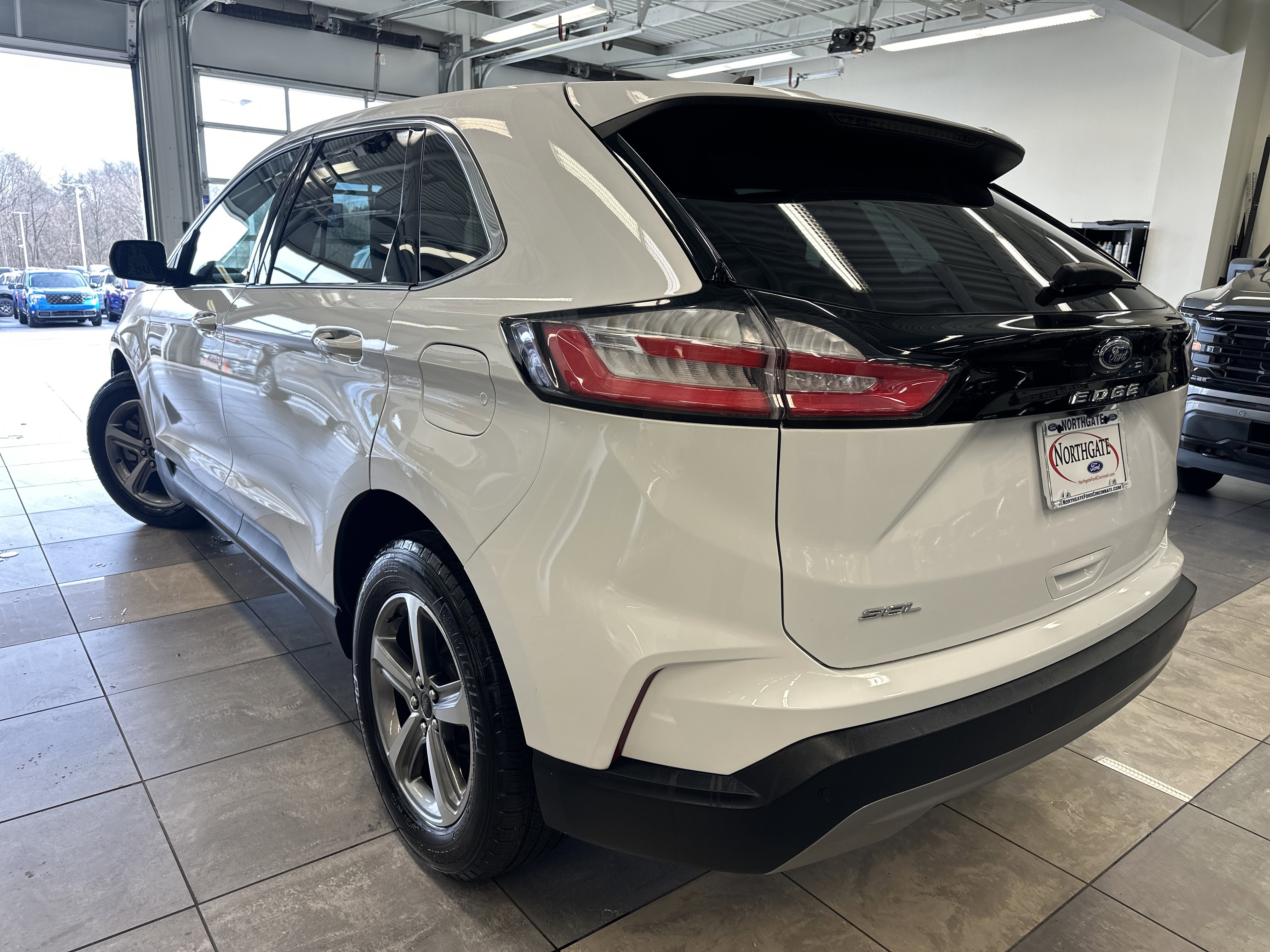 Used 2024 Ford Edge SEL w/ Convenience Package image 15