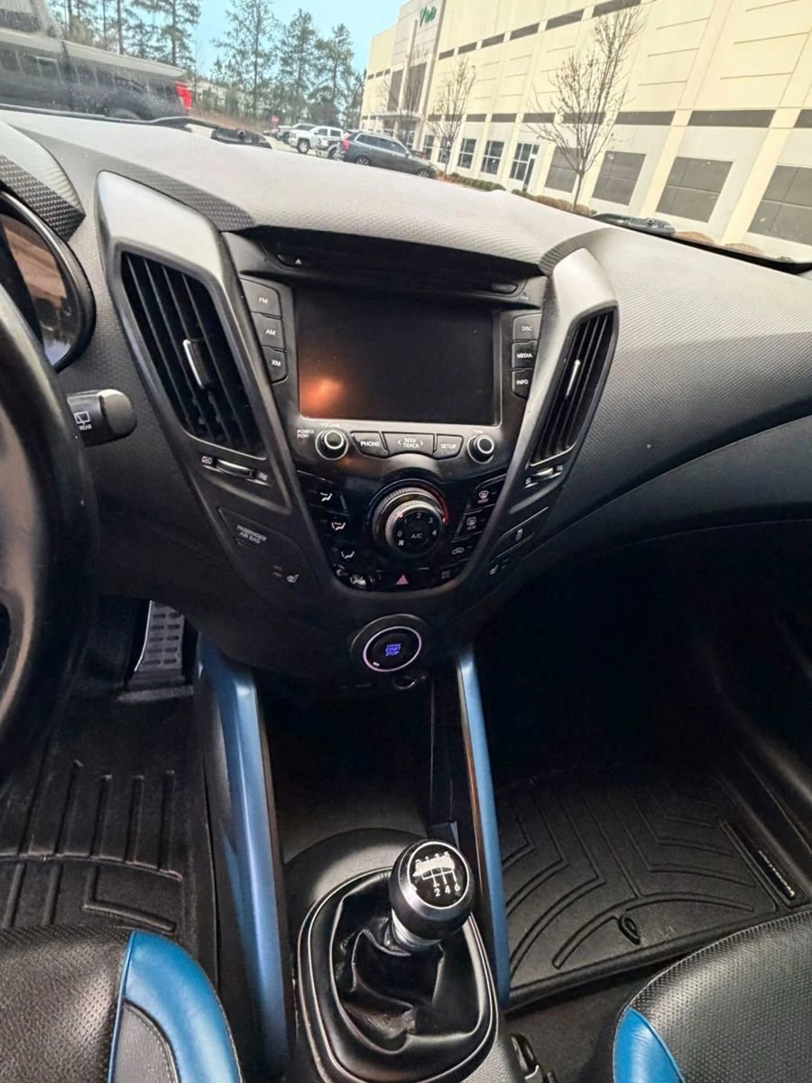 Used 2014 Hyundai Veloster Turbo image 20