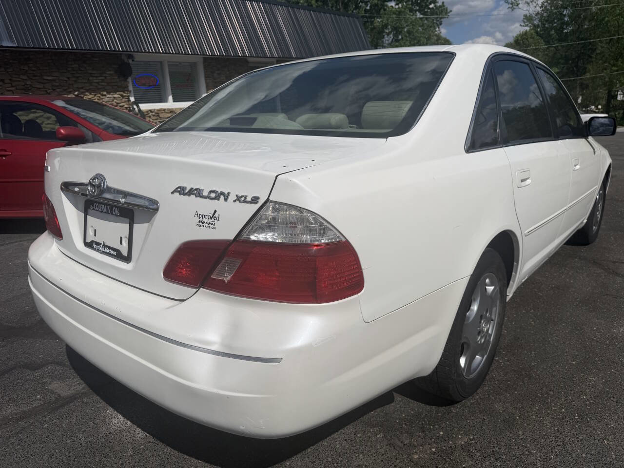 Used 2004 Toyota Avalon XLS FWD image 4