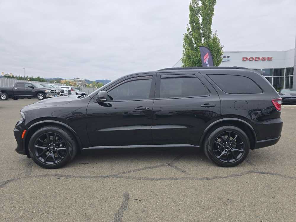 Used 2022 Dodge Durango R/T w/ Tow 'N Go Package AWD/4WD image 2