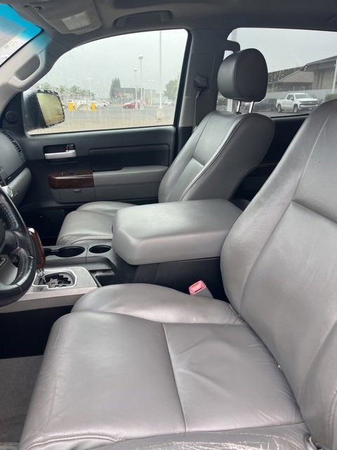 Used 2010 Toyota Tundra Limited image 12