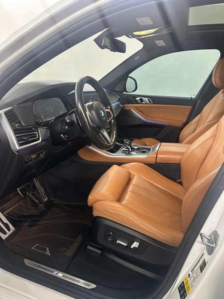 Used 2021 BMW X5 xDrive40i w/ M Sport Package AWD/4WD image 10
