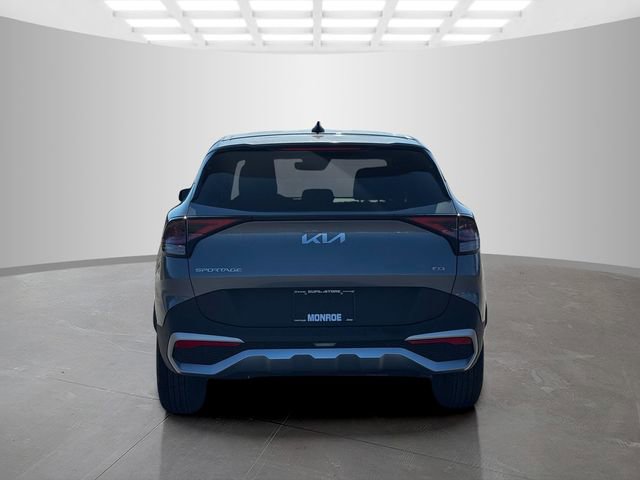 Used 2025 Kia Sportage LX image 6