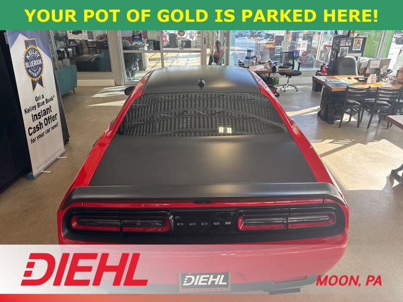 Used 2020 Dodge Challenger SRT Hellcat Redeye image 14