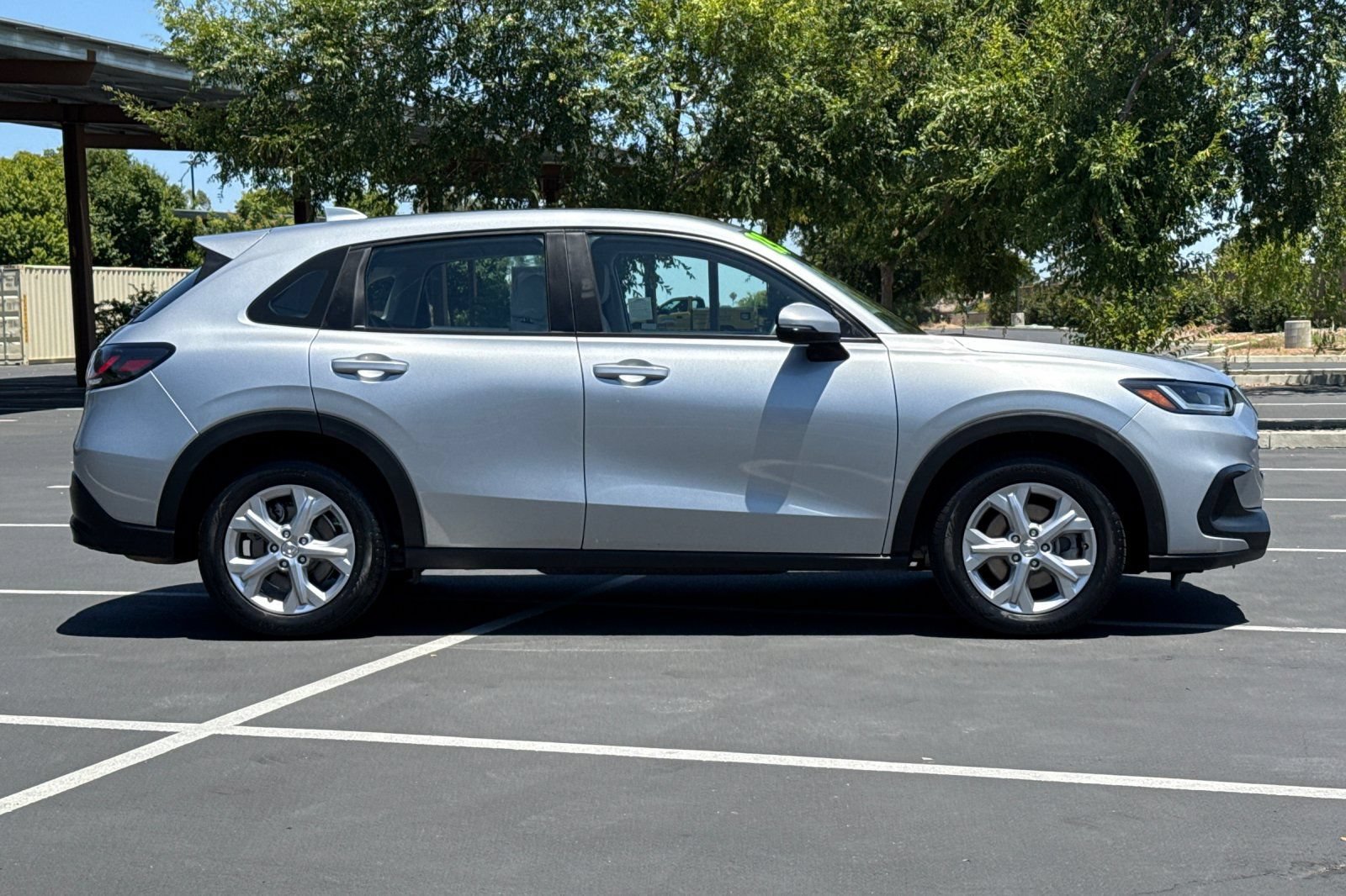 Used 2023 Honda HR-V LX image 8