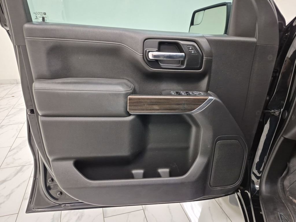 Used 2019 Chevrolet Silverado 1500 LT w/ Texas Edition image 23
