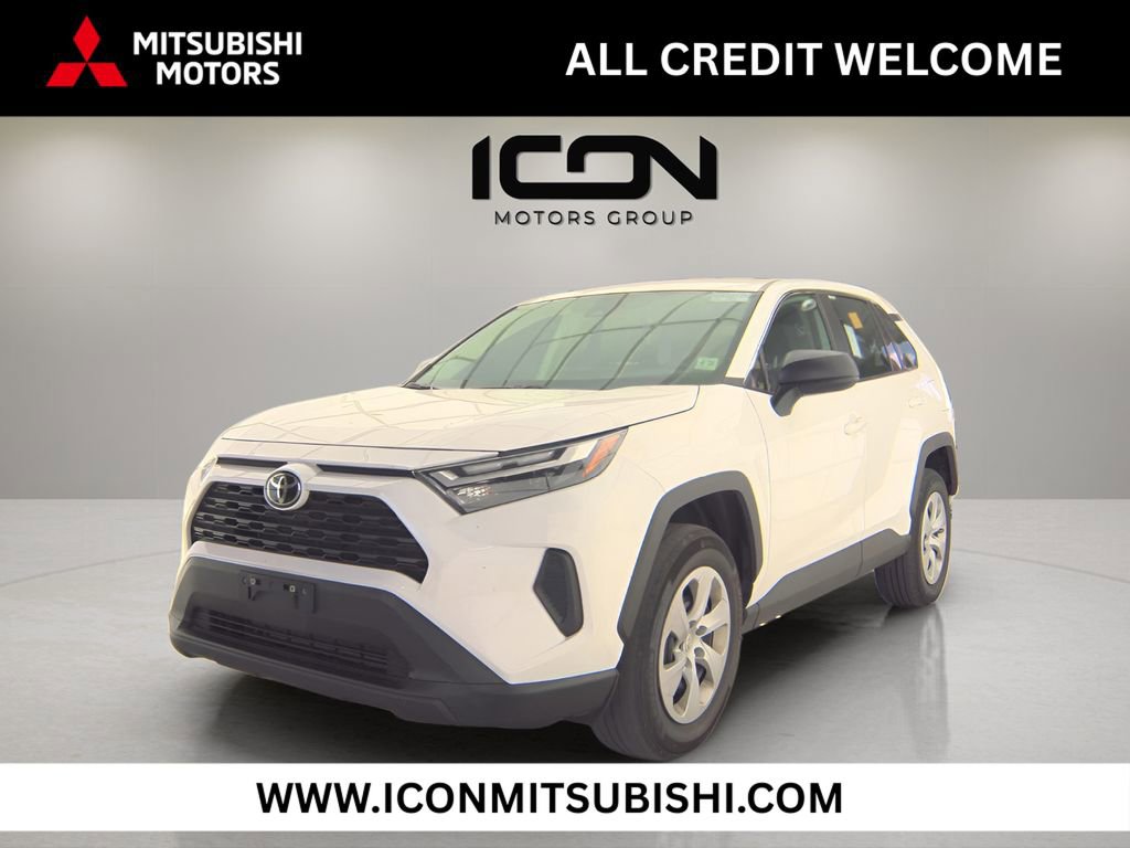 Used 2024 Toyota RAV4 LE AWD/4WD image 1