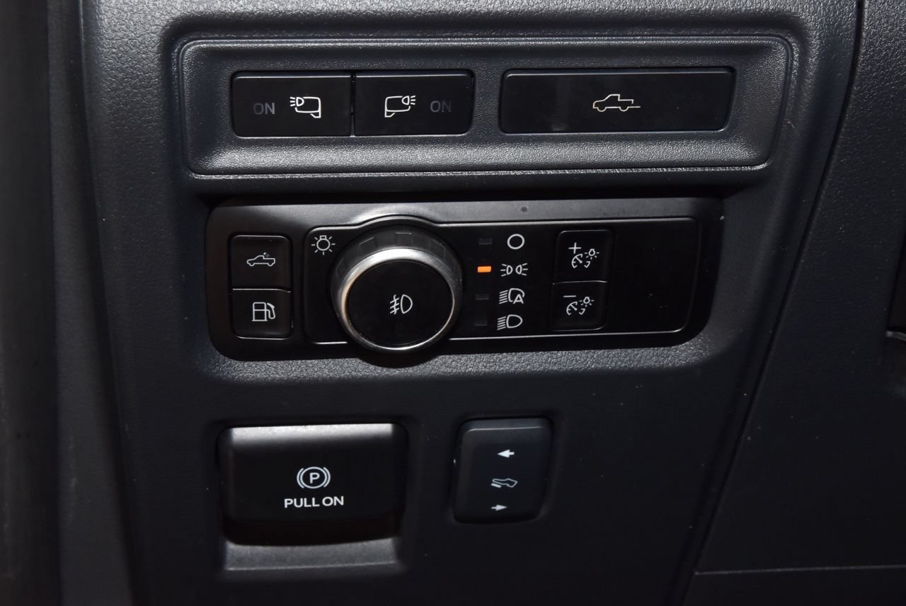 Used 2024 Ford F150 Lariat w/ Equipment Group 502A High AWD/4WD image 33