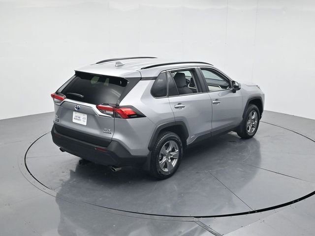 Used 2024 Toyota RAV4 XLE image 39