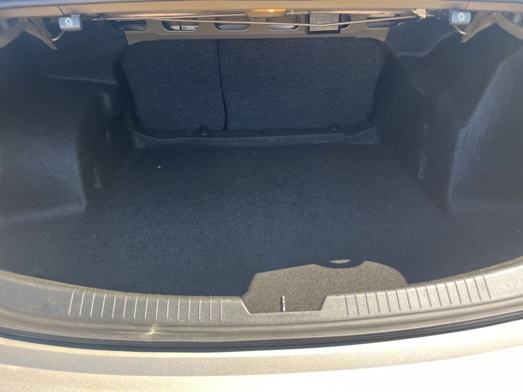 Used 2023 Chevrolet Malibu LT image 16