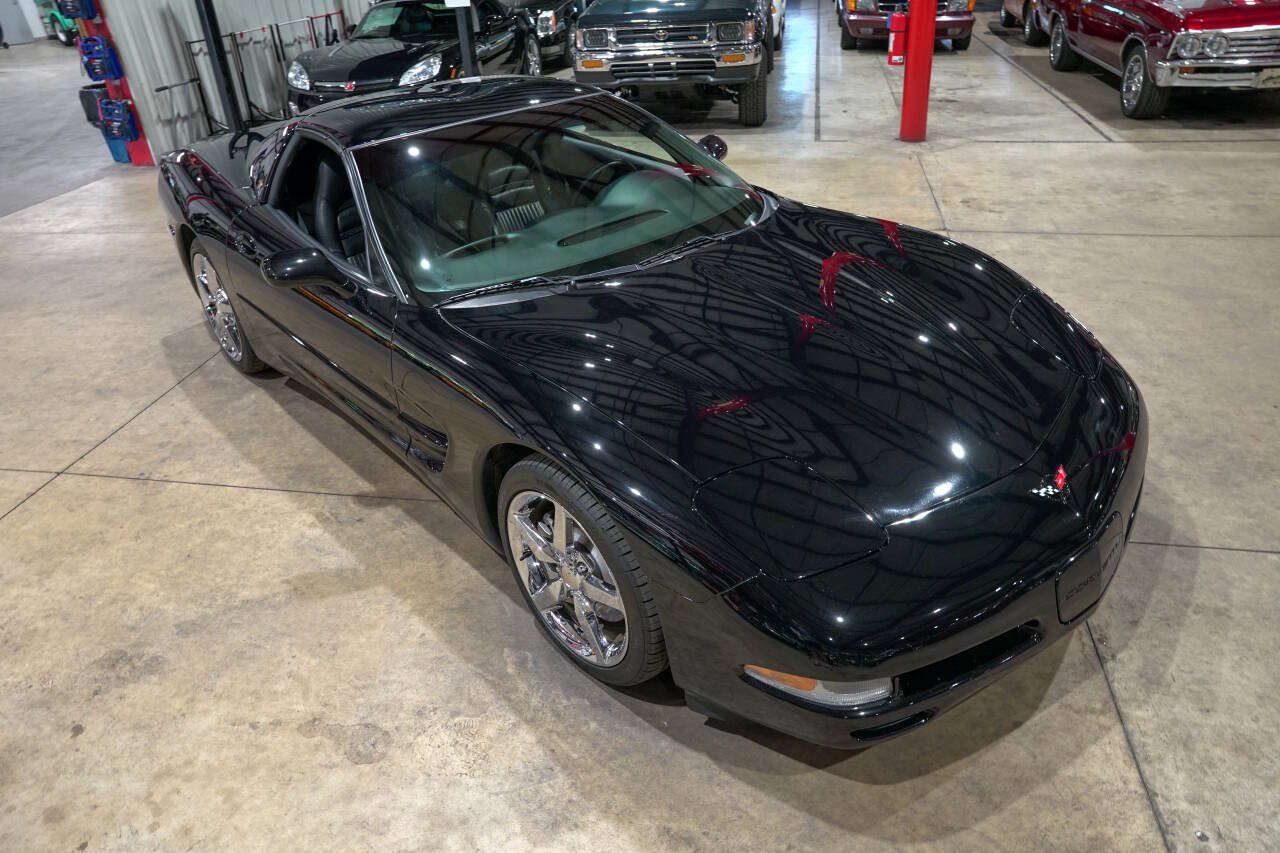 Used 1998 Chevrolet Corvette Coupe w/ Memory Pkg RWD image 14