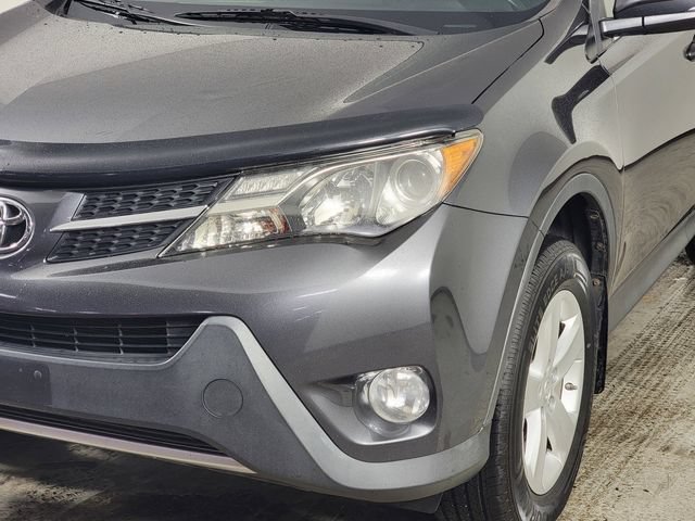 Used 2014 Toyota RAV4 XLE AWD/4WD image 9
