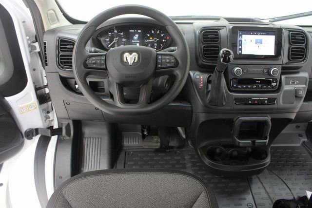 Used 2025 RAM ProMaster 2500 w/ Convenience Group image 10