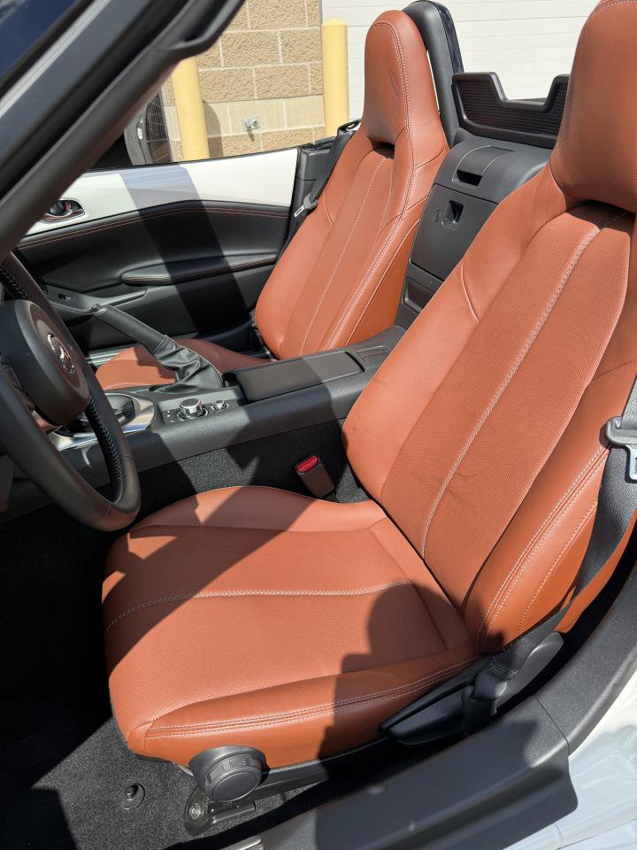 Used 2023 MAZDA MX-5 Miata Grand Touring RWD image 7