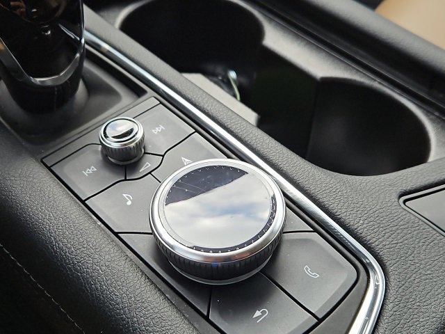 Certified 2024 Cadillac XT6 Premium Luxury w/ Platinum Package image 44